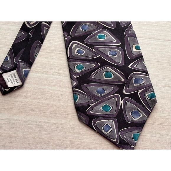 Hanover St. Silk Tie - Picture 5 of 8